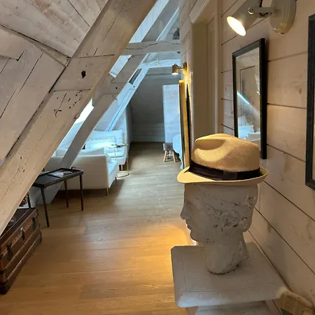 Maison Amodio Boutique Adults Only Bed & Breakfast 2*